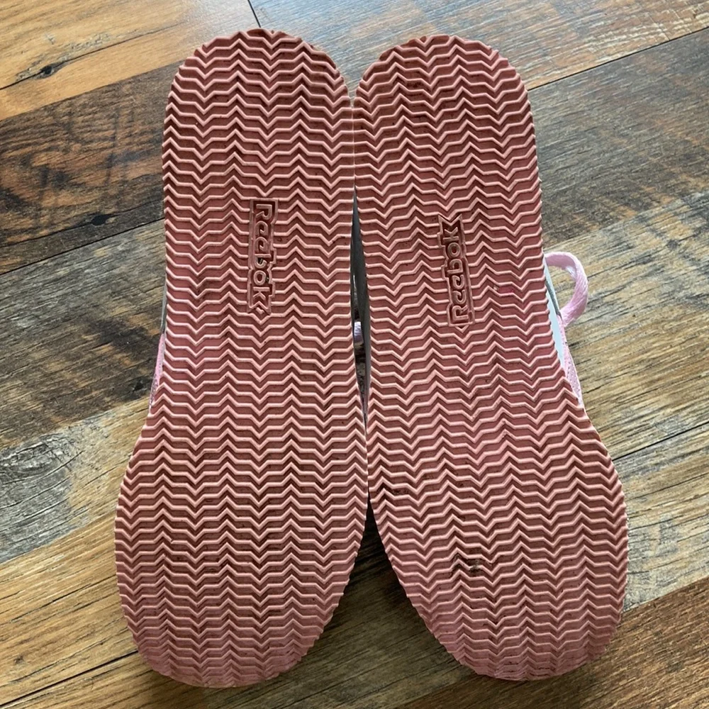 Women’s Reebok slip-ons - Picture 5 of 5